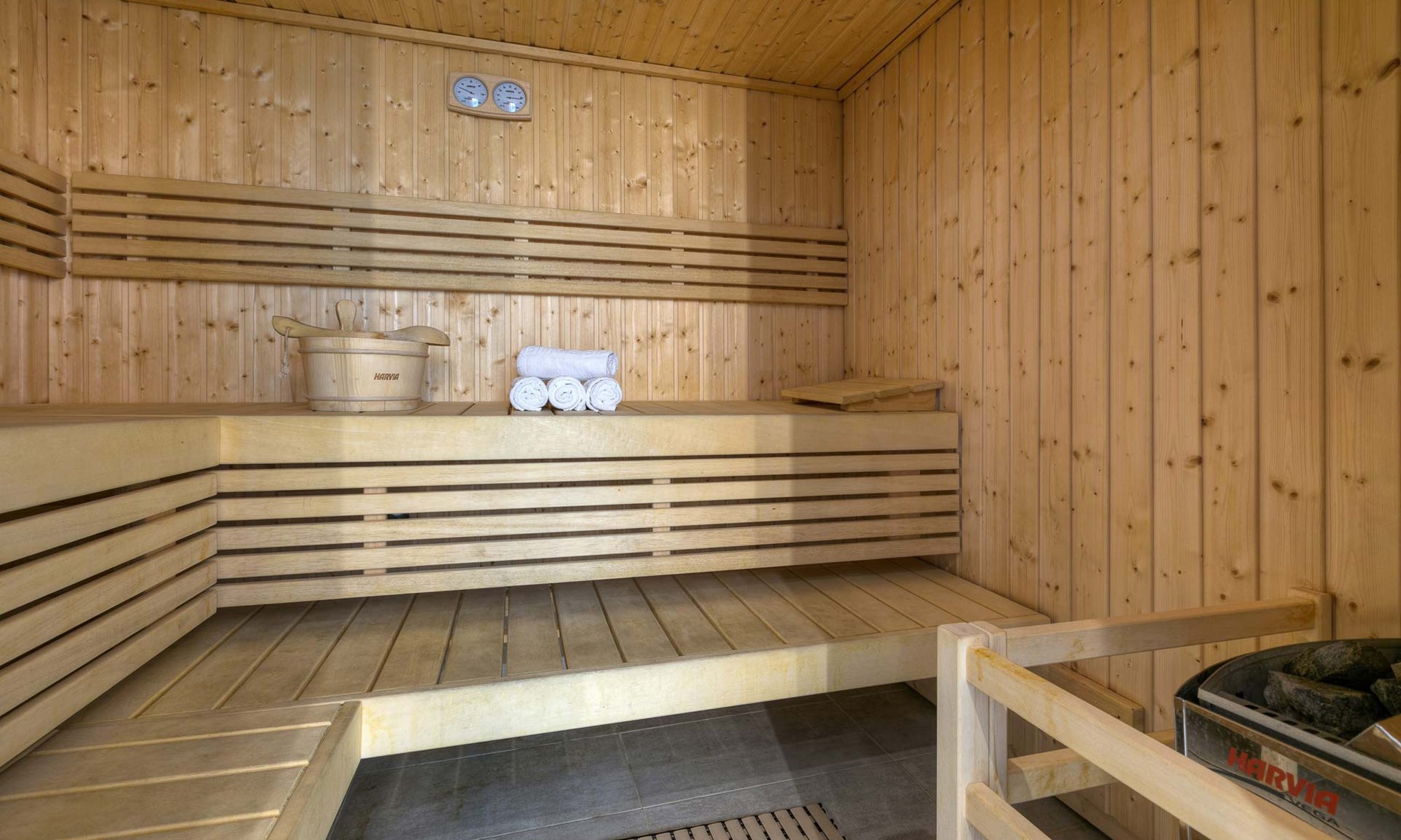 SAUNA